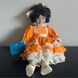 MYD Marian Yu Designs Porcelain Doll Vintage 14in 1989